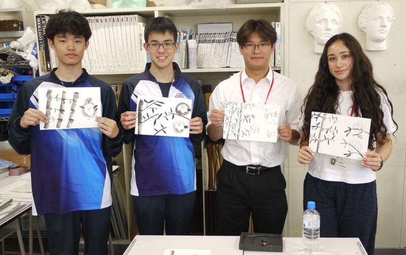 美術の授業の様子です。上手ですね！